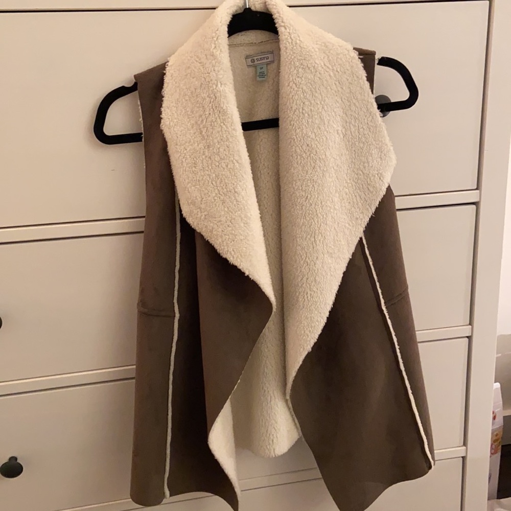 Sherpa lined vest
